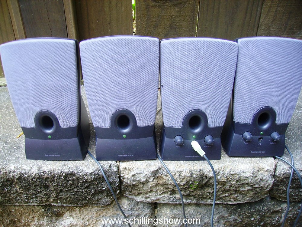 2sets-harmon-kardon-speaker